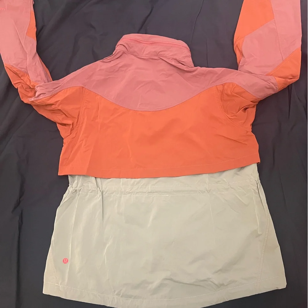 Lululemon Evergreen Anorak NWT Size 6 
Color: Brier Rose/Pale Raspberry/Ivory - Picture 5 of 9